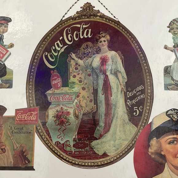Coca-Cola COLLECTIBLES PRICE GUIDE - Picture 2 of 6